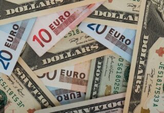 Долар на міжбанку подорожчав, євро втратив у ціні 23 вересня