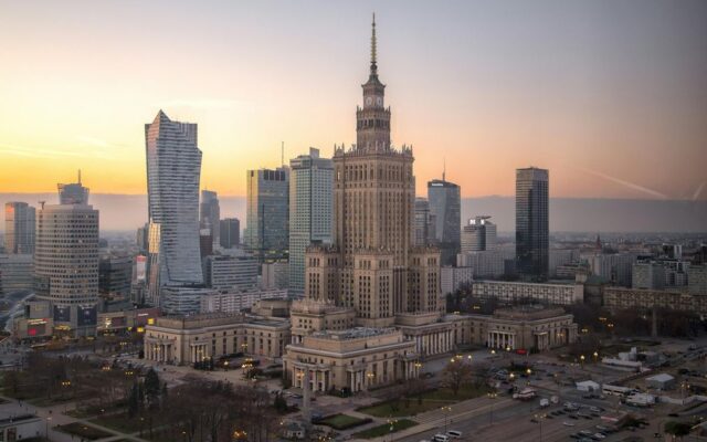 Інфляція в Польщі прискорилася до найвищого рівня з середини 2025 року через зростання цін на пальне