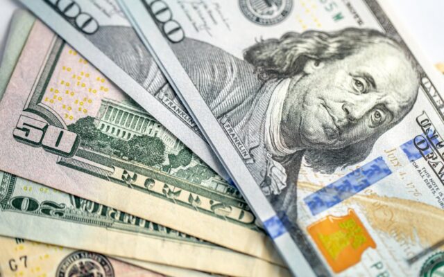 Долар 13 жовтня торгувався в обмінниках по 45,00–45,20 грн