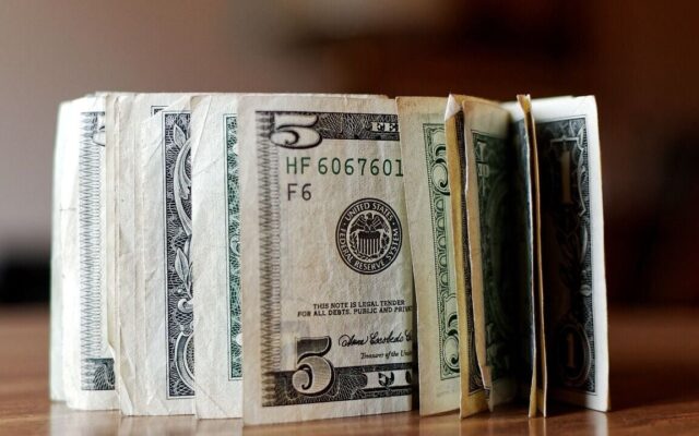 Мінфін прогнозує зростання попиту на валюту 5–9 жовтня через енергетику та оборону